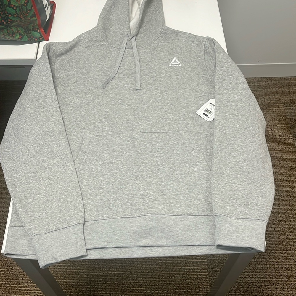Rebook Hoodie Men’s(  XL )
